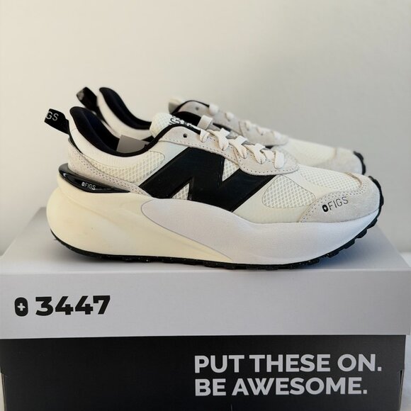 Figs New Balance 3447 in Cream, Size 8 - Picture 9 of 11